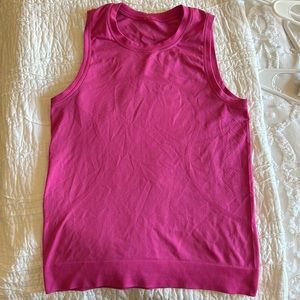 Swiftly Breathe Relaxed-Fit Muscle Tank Top
